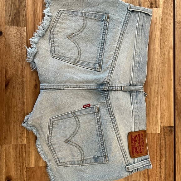 Levi Strauss & CO. Mini shorts w27 - Picture 6 of 9